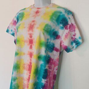 Rainbow Tie Dye T Shirt Colorful Pastel Look Summer Tee NWT Unisex Adult Size M